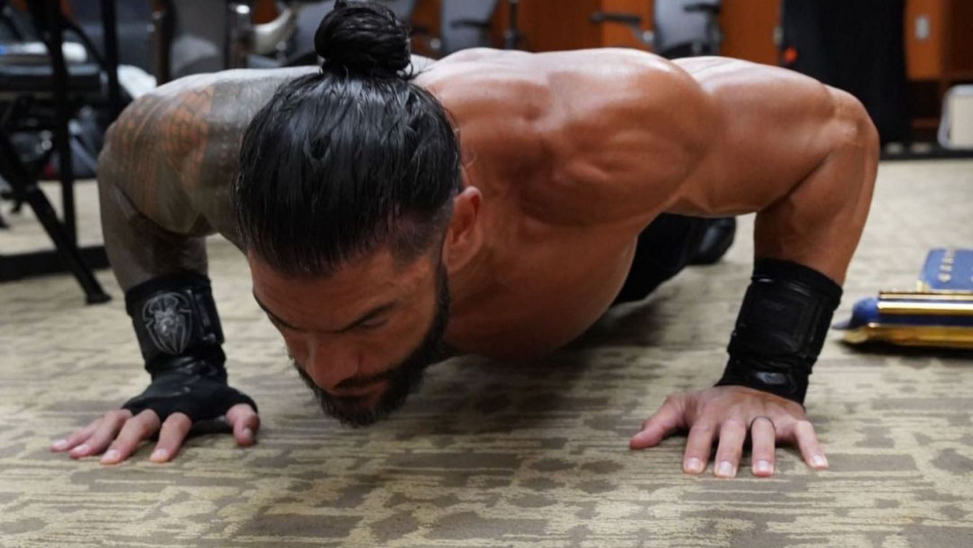 Roman Reigns (Photo via Roman Reigns' Instagram: @romanreigns)